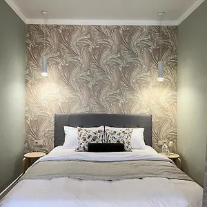 https://1-almaty-26.hotels-of-almaty.com